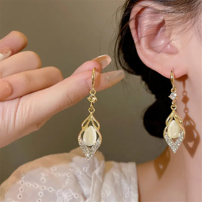 Luxury Rhombus Zircon Earrings