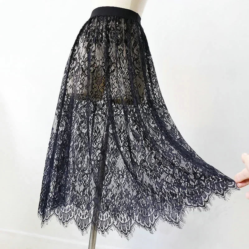 BLACK SKIRT WHITE LACE